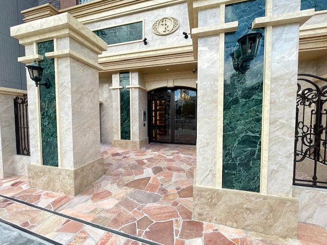 プレジオ梅田のエントランス