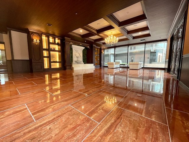 プレジオ梅田のロビー