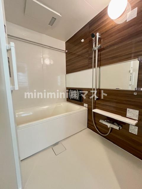 プレジオ梅田の浴室