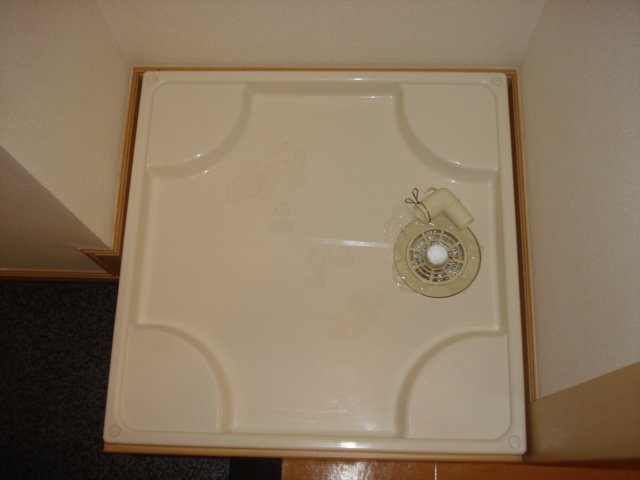 スモールウィンの設備|洗濯機置場