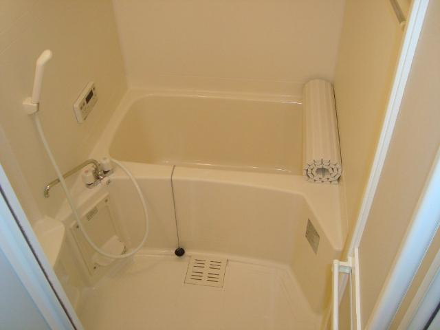 スプリングチェリーⅡの浴室|浴室