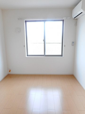 ミントの内装|おしゃれな内装です