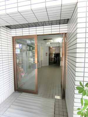 【エントランス】 | メゾン内久宝寺