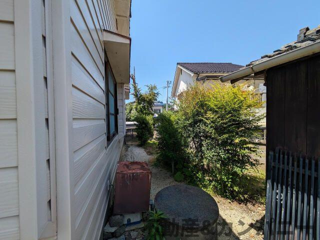 松山市吉藤２丁目の売地の周辺