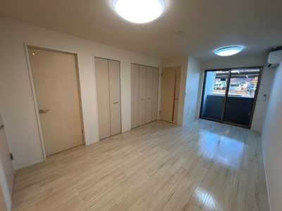 【居間・リビング】 | カラタチ | 洋室