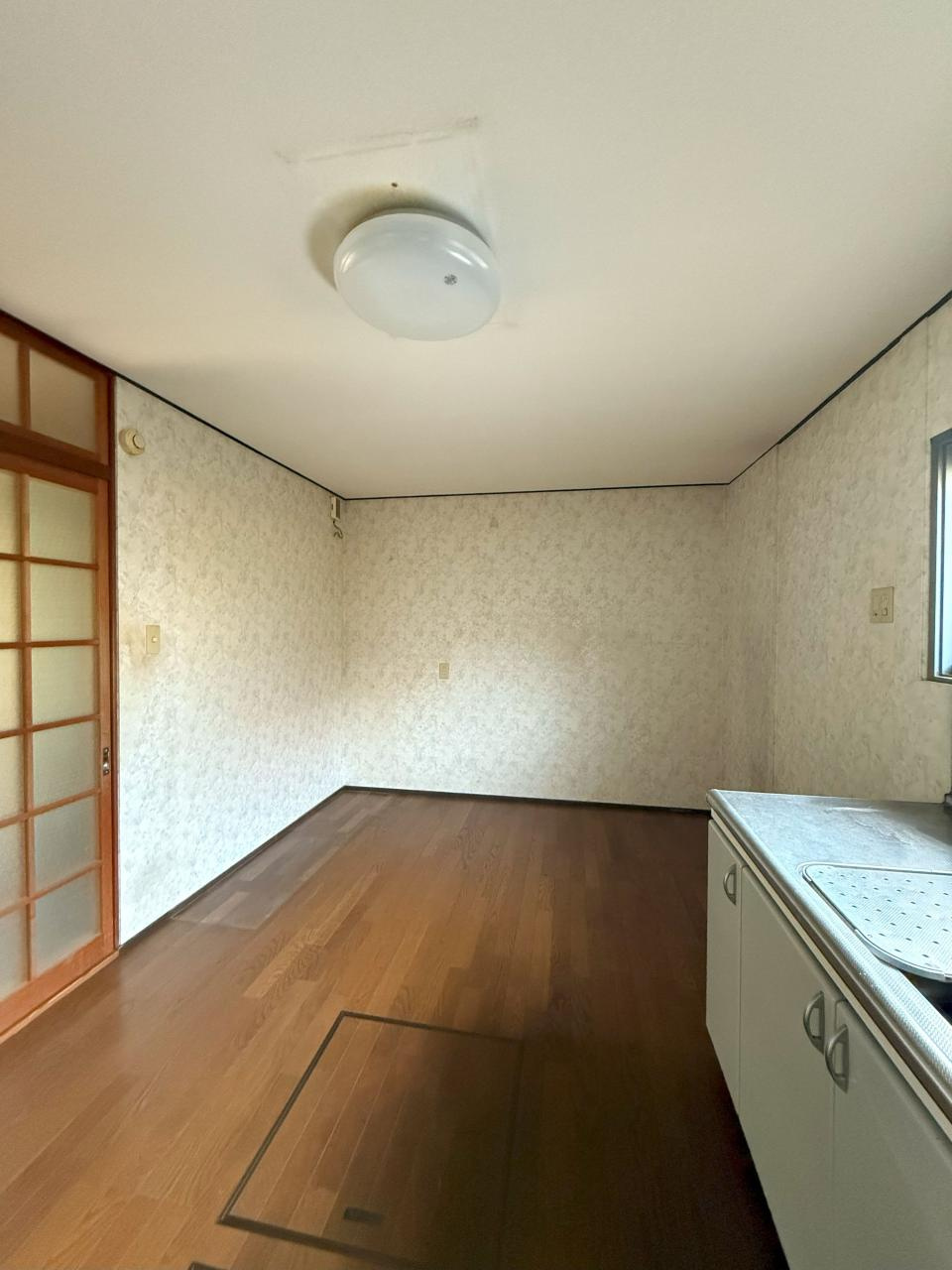 高知市若草町　中古戸建てのキッチン