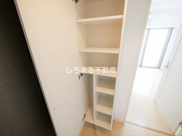 レジディア谷町の収納