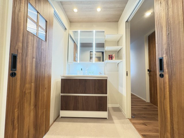 コージースクエア大和八木の洗面所