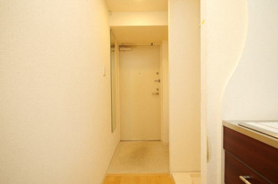 【玄関】 | SERENiTE堺筋本町SUD | 玄関です