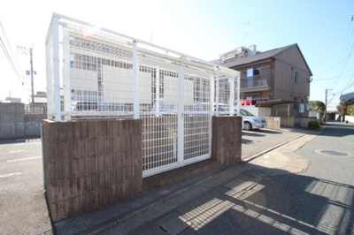  | スカイフィールド | ゴミ置場