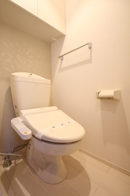 【トイレ】 | ラ・プラージュ | 温水洗浄暖房便座