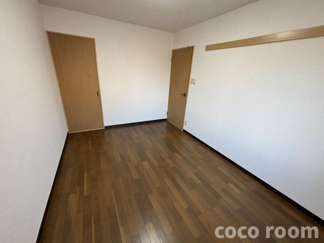 ソレイユの洋室