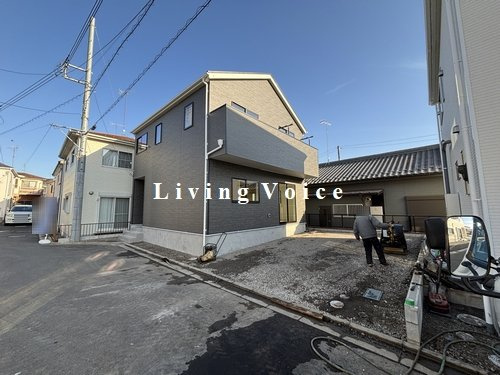 【外観】 | 【仲介手数料０円】愛甲郡愛川町中津第135　新築一戸建て　2号棟　全2棟 | 2号棟　愛甲郡愛川町中津第135　新築一戸建て　全2棟