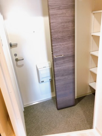 Ｌａ Ｆｅｎｉｃｅの玄関