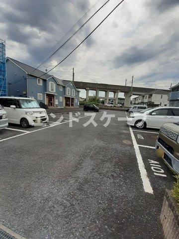 ヴィラ　Ａの駐車場|高崎、前橋のお部屋探しはエンドスケープまで！お客様の理想お聞かせ下さい♪