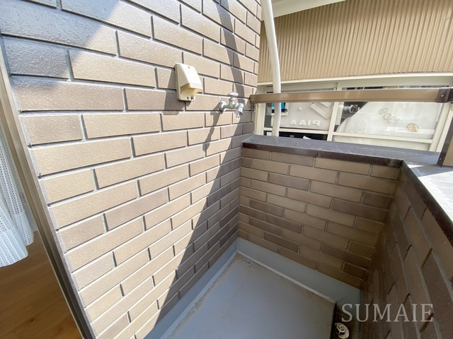 ウィーンハイツＡ棟の設備|洗濯機置き場です☆