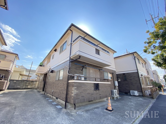 ウィーンハイツＡ棟の外観