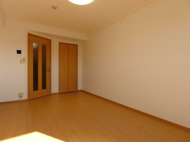 ヴェルアンジュの居間・リビング|イメージ506号室の写真