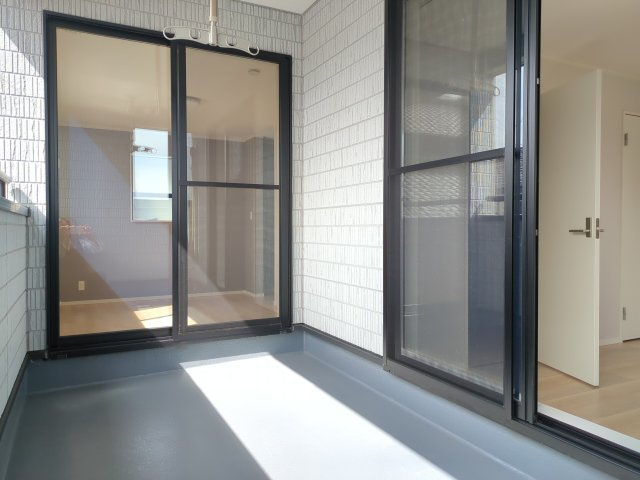 【バルコニー】 | 東金市南上宿　中古戸建