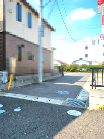 【前面道路含む現地写真】 | 東金市南上宿　中古戸建