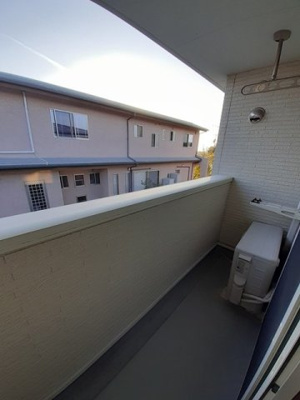 【バルコニー】 | セレノ・カーサ | 陽当たり良好なバルコニーです