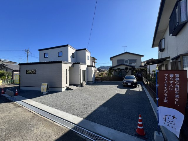 ☆★☆完成見学会開催中☆★☆タスリエ植柳上町の駐車場