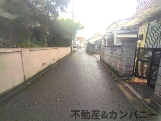 伊予市灘町の売地の前面道路含む現地写真|前面道路含む現地写真です