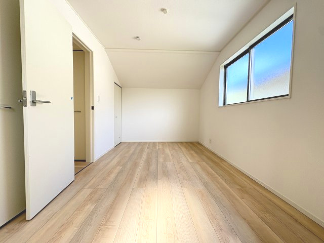 【子供部屋】 | 福岡市城南区干隈1丁目第4　1号棟（全2棟）【仲介手数料無料・0円】 | 現地写真。