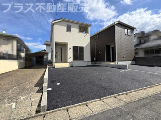 【外観】 | 現地写真。プラス不動産販売なら、現場の全ての棟をまとめてご見学頂けます。