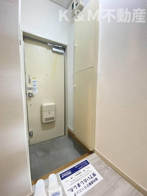 ジュネパレス柏第５０２の玄関|シンプルで使いやすい玄関です