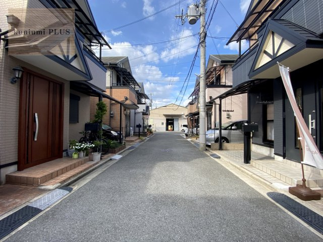 東大阪市楠根3丁目の前面道路含む現地写真