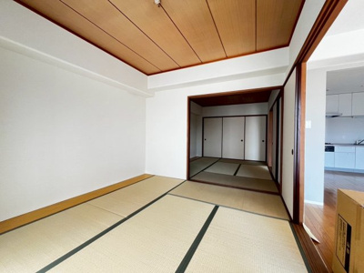 【和室】 | メゾンドール高石 | 南海愛児園まで徒歩８分！たかいし保育園まで徒歩９分！小さなお子様のいるご家庭も安心ですね♪