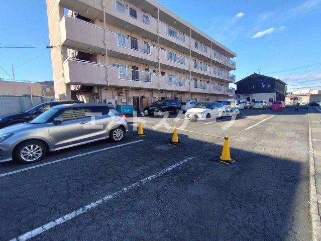 アーバンＫ・Ｆの駐車場|高崎、前橋のお部屋探しはエンドスケープまで！お客様の理想お聞かせ下さい♪