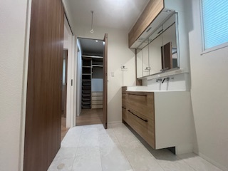 和歌山市西庄・中古戸建・116227の洗面所