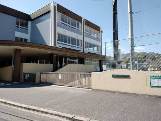 ブリックフォレストの周辺|地御前小学校まで350m