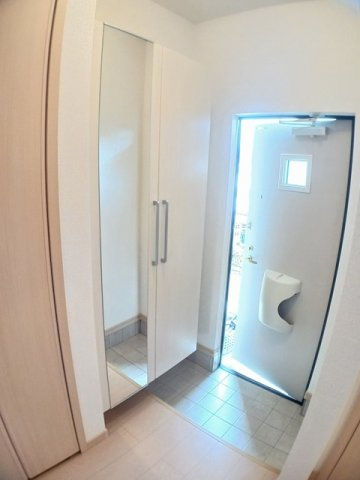 ベル・ヴィオラＡの玄関|毎日通る玄関はこちらです