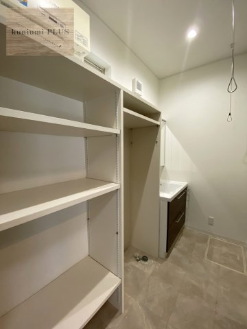 東大阪市御厨南2丁目の洗面所