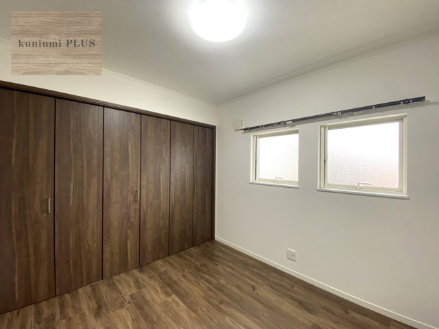 東大阪市御厨南2丁目の洋室