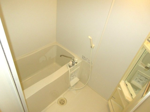 レグルスの浴室