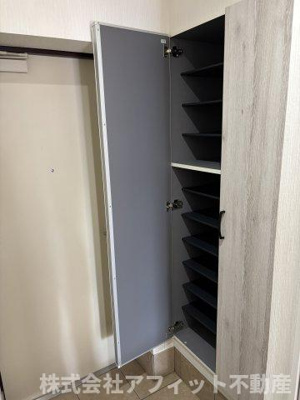 【玄関】 | クロワゾン | シューズボックス