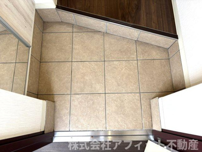 【エントランス】 | クロワゾン