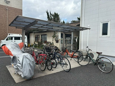 【その他共用部分】 | クロワゾン | 屋根付き駐輪場