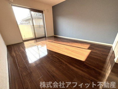 【居間・リビング】 | クロワゾン | LDK12.4帖