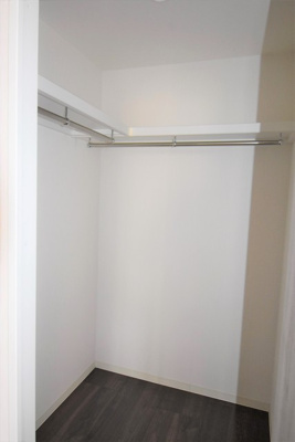 【収納】 | クロワゾン | ウォークインクローゼット