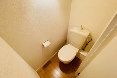 【トイレ】 | レオパレスナトゥーラ | 画像6