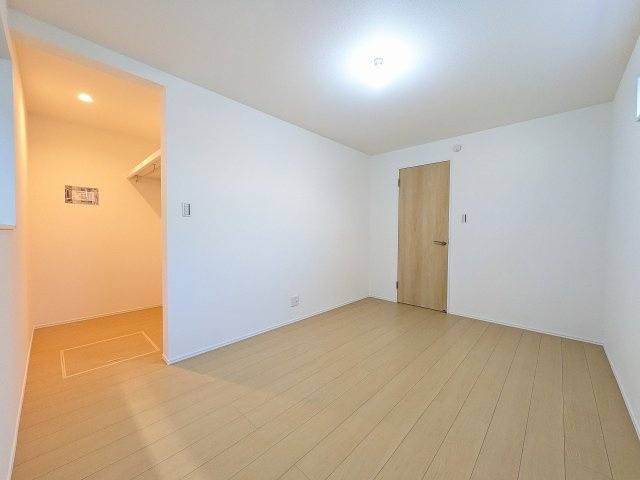 八王子市　子安町　新築一戸建ての収納|～大容量収納可能、オープンタイプのウォークインクローゼット～