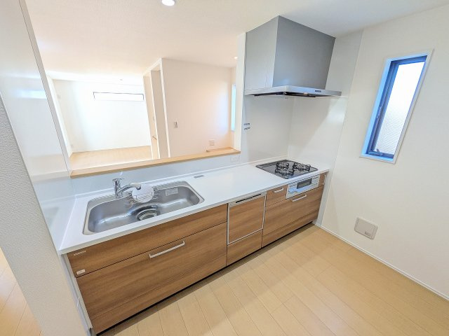 八王子市　子安町　新築一戸建てのキッチン|～使い勝手の良いシステムキッチン～