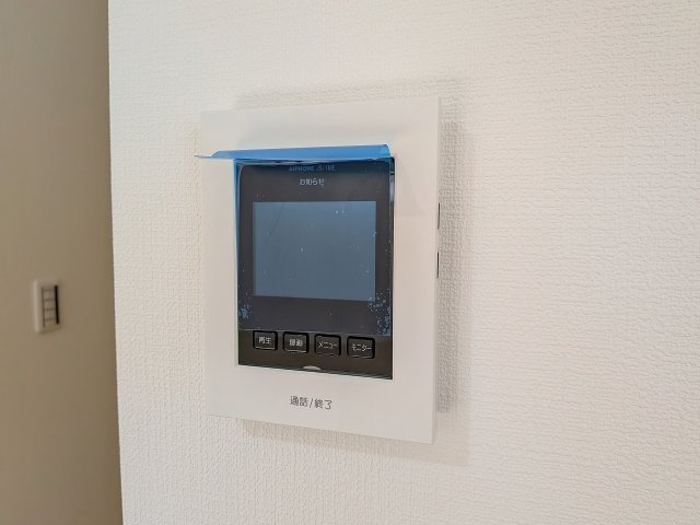 八王子市　子安町　新築一戸建てのセキュリティ|～TVモニター付インターホン　訪問者の確認に便利です～
