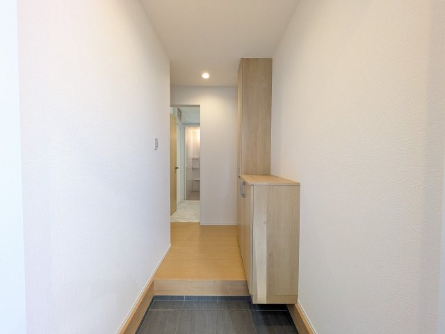 八王子市　子安町　新築一戸建ての玄関|～玄関は安心のWロックキーを採用～