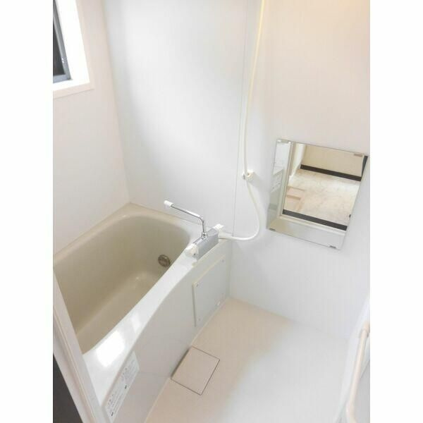 フォレスト根岸の浴室